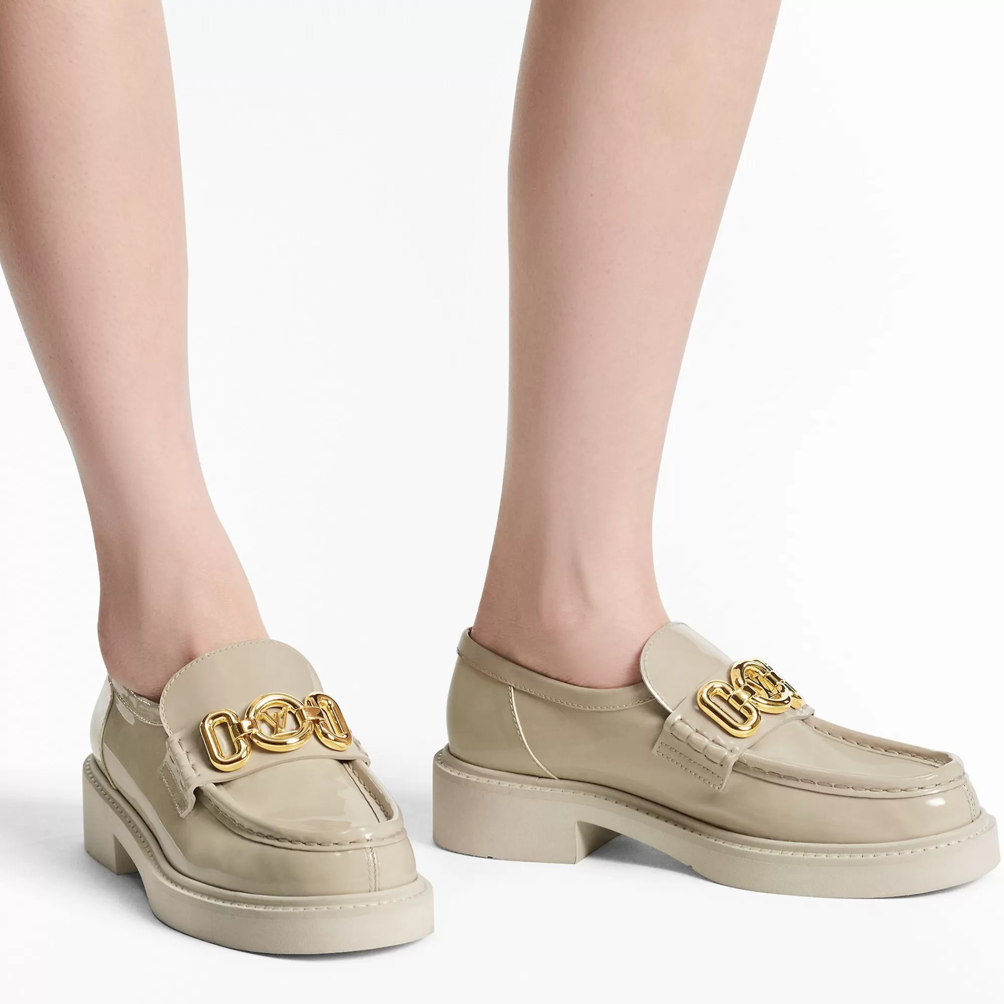 Store Louis Vuitton Academy Flat Loafer