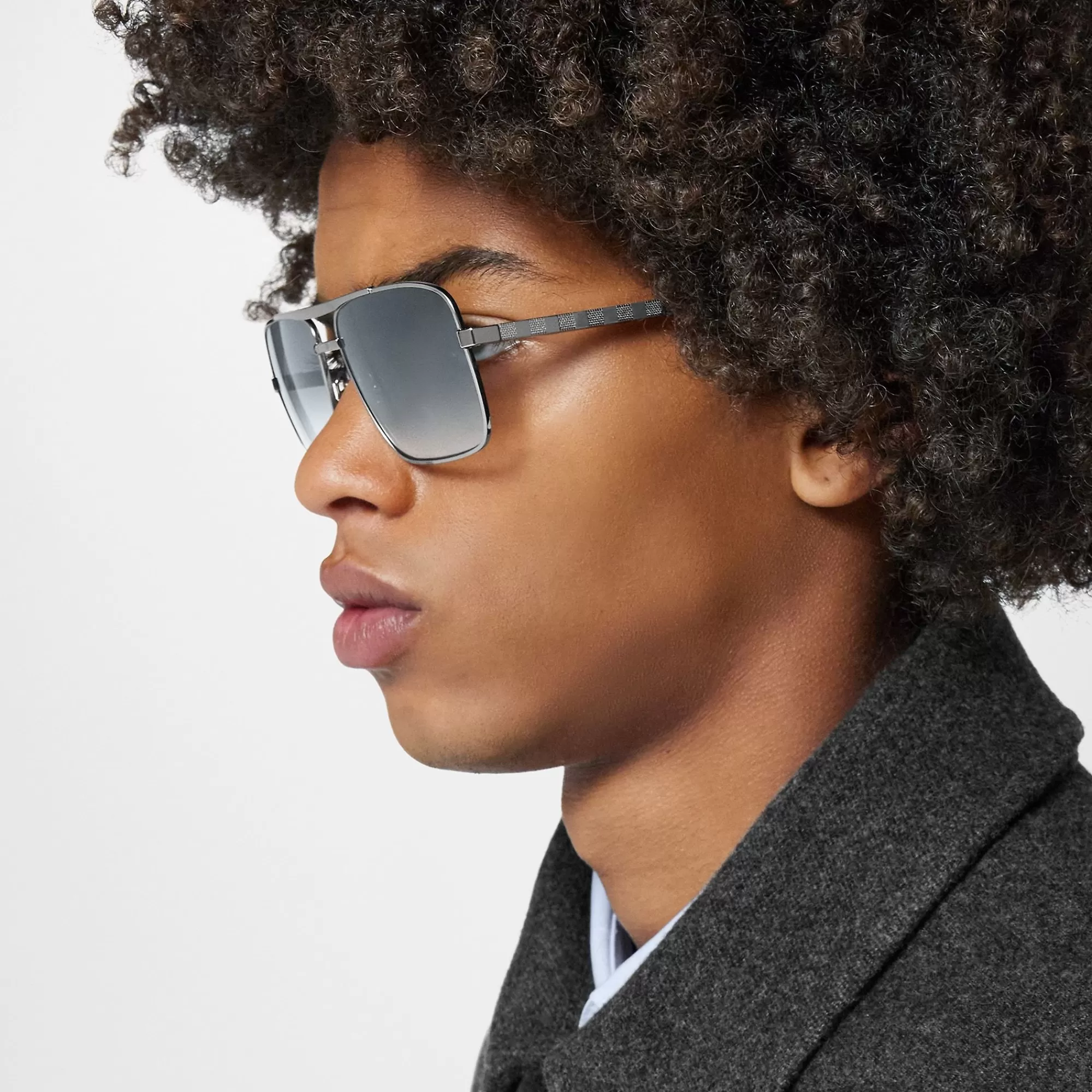 Shop Louis Vuitton Attitude Sunglasses