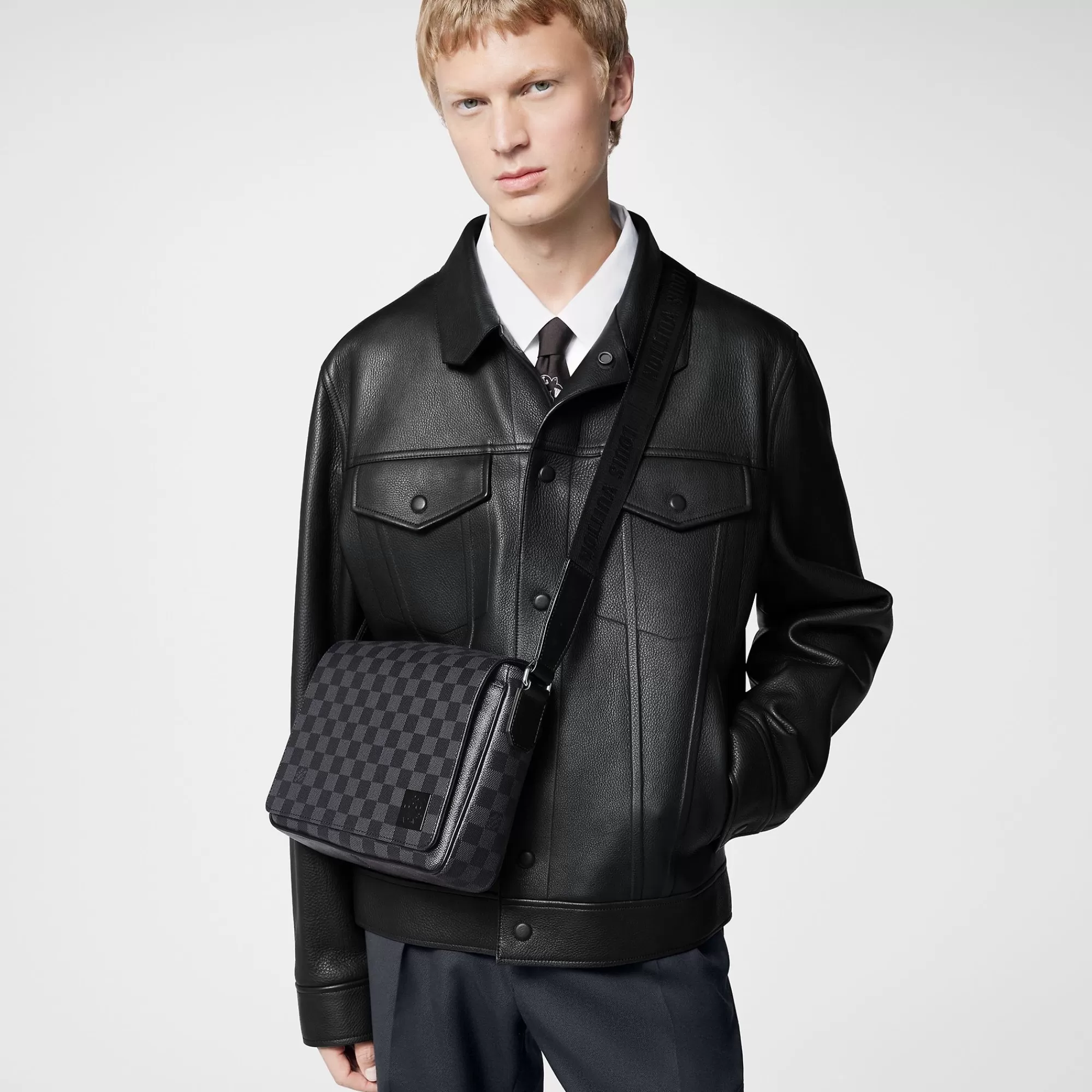 Fashion Louis Vuitton District Pm