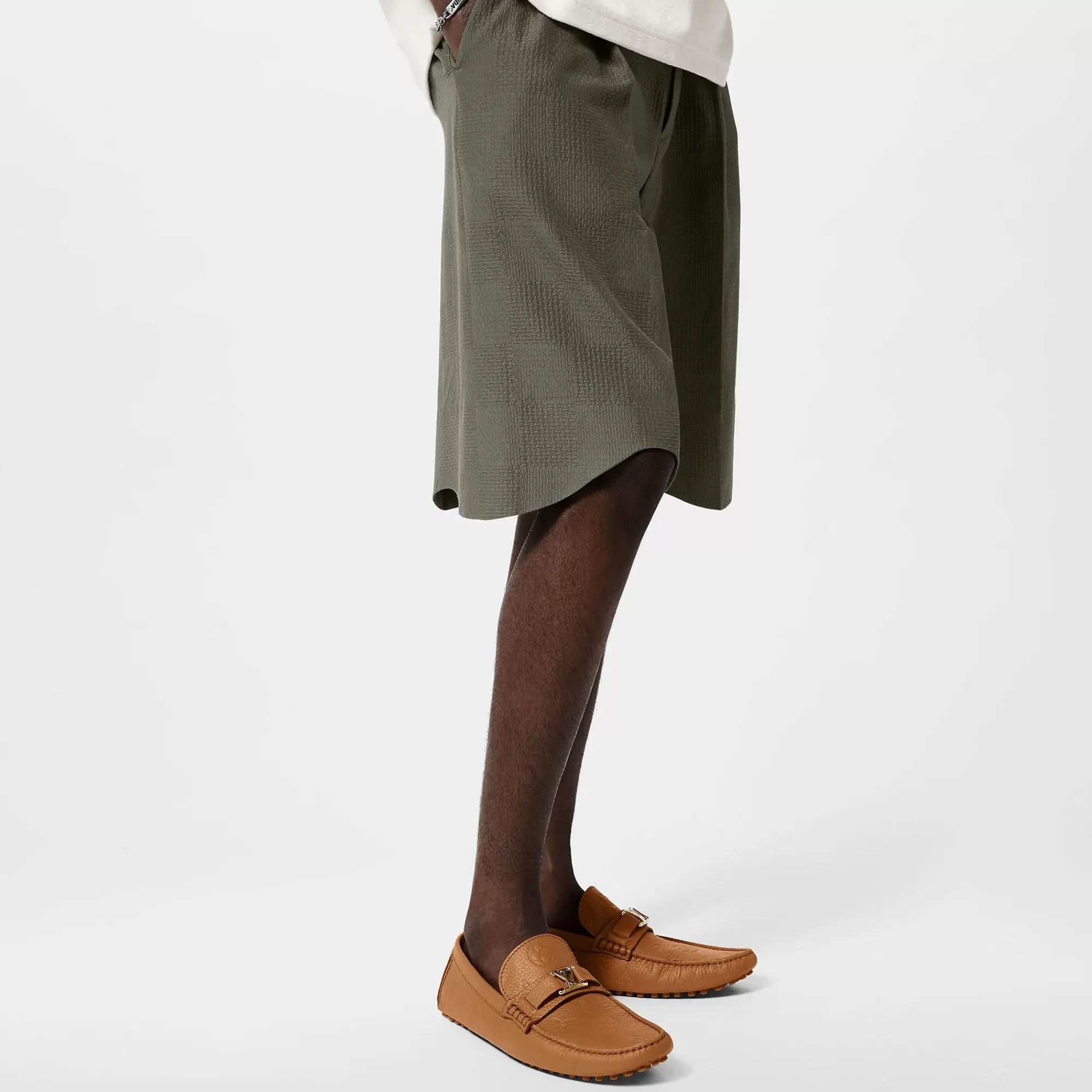 Shop Louis Vuitton Hockenheim Moccasin Beige
