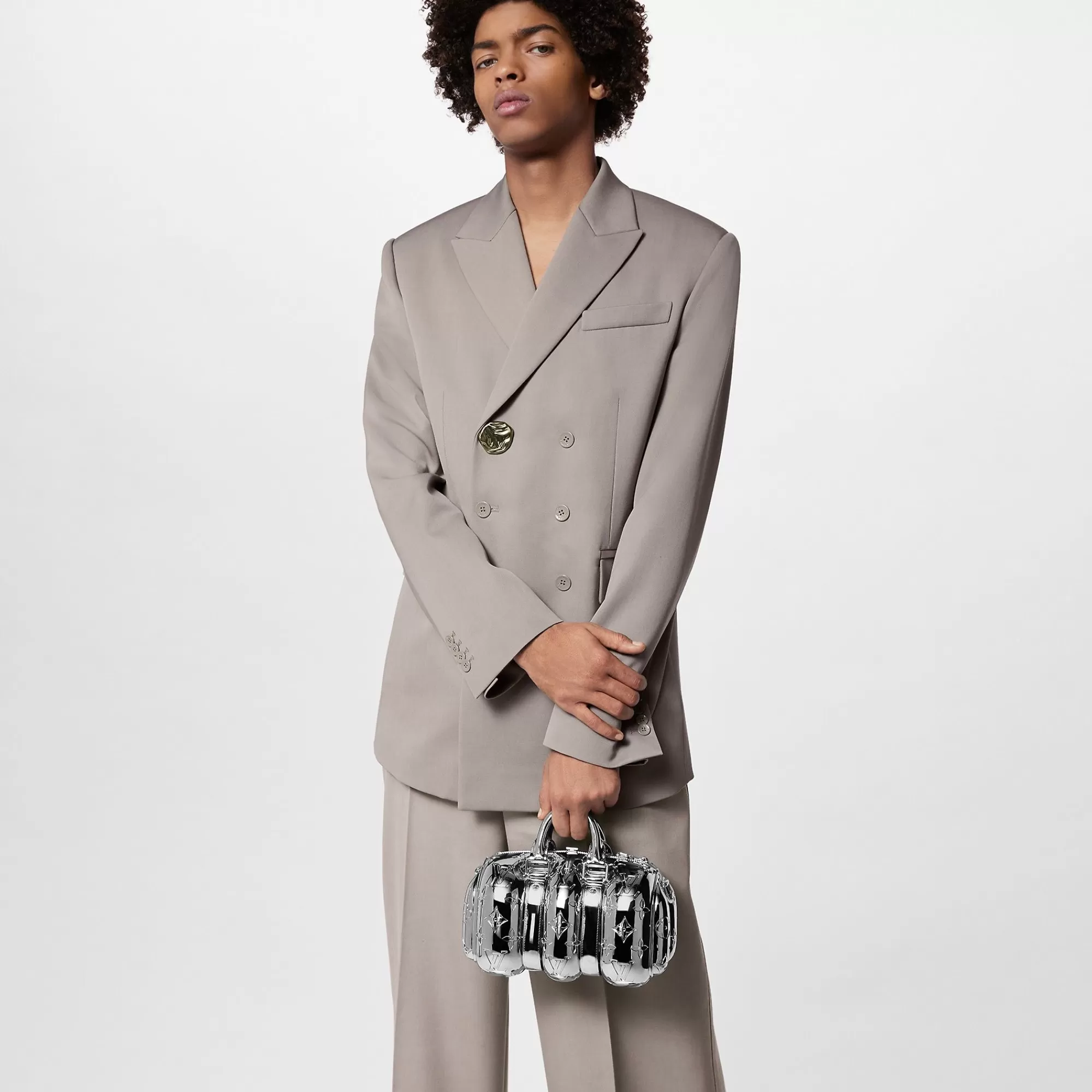 Fashion Louis Vuitton Keepall Clutch Blown Up 25