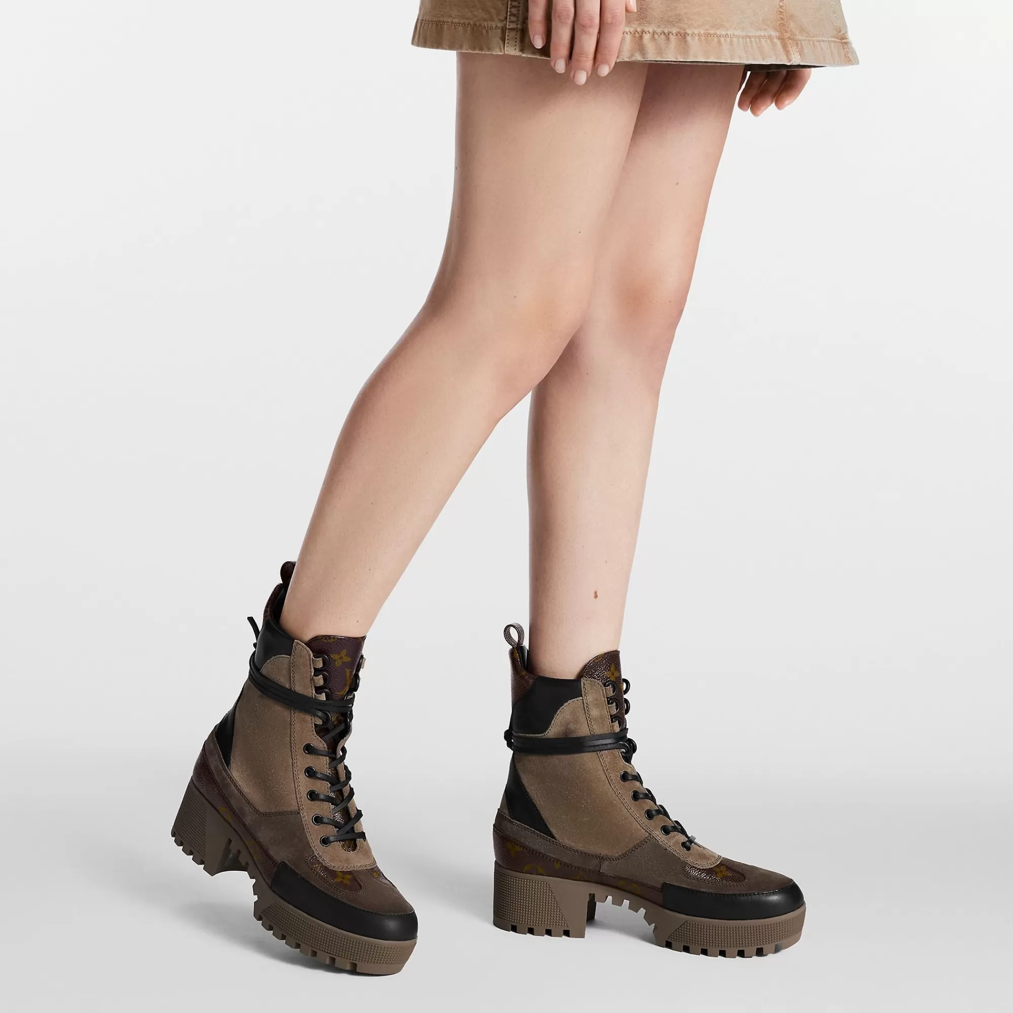 New Louis Vuitton Laureate Platform Desert Boot Beige