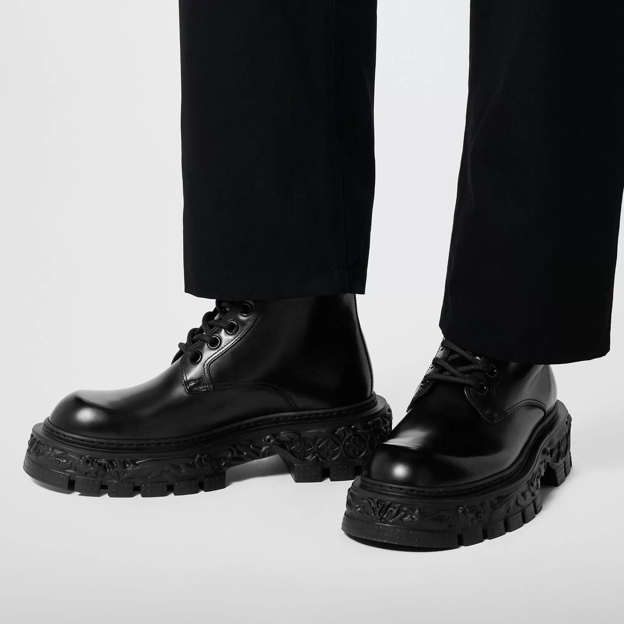 Cheap Louis Vuitton Lv Baroque Ranger Boot