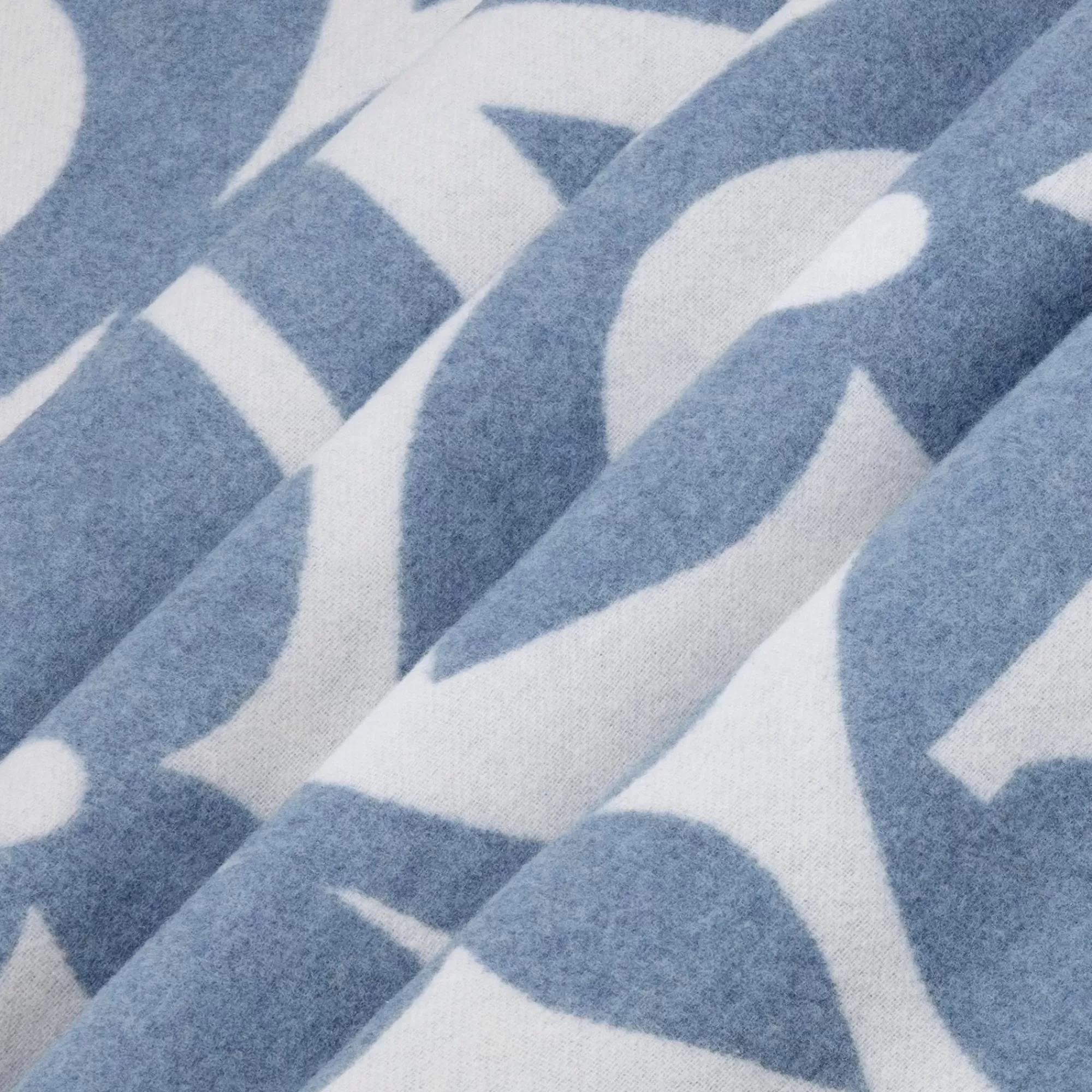 New Louis Vuitton Lv Medallion Blanket Blue
