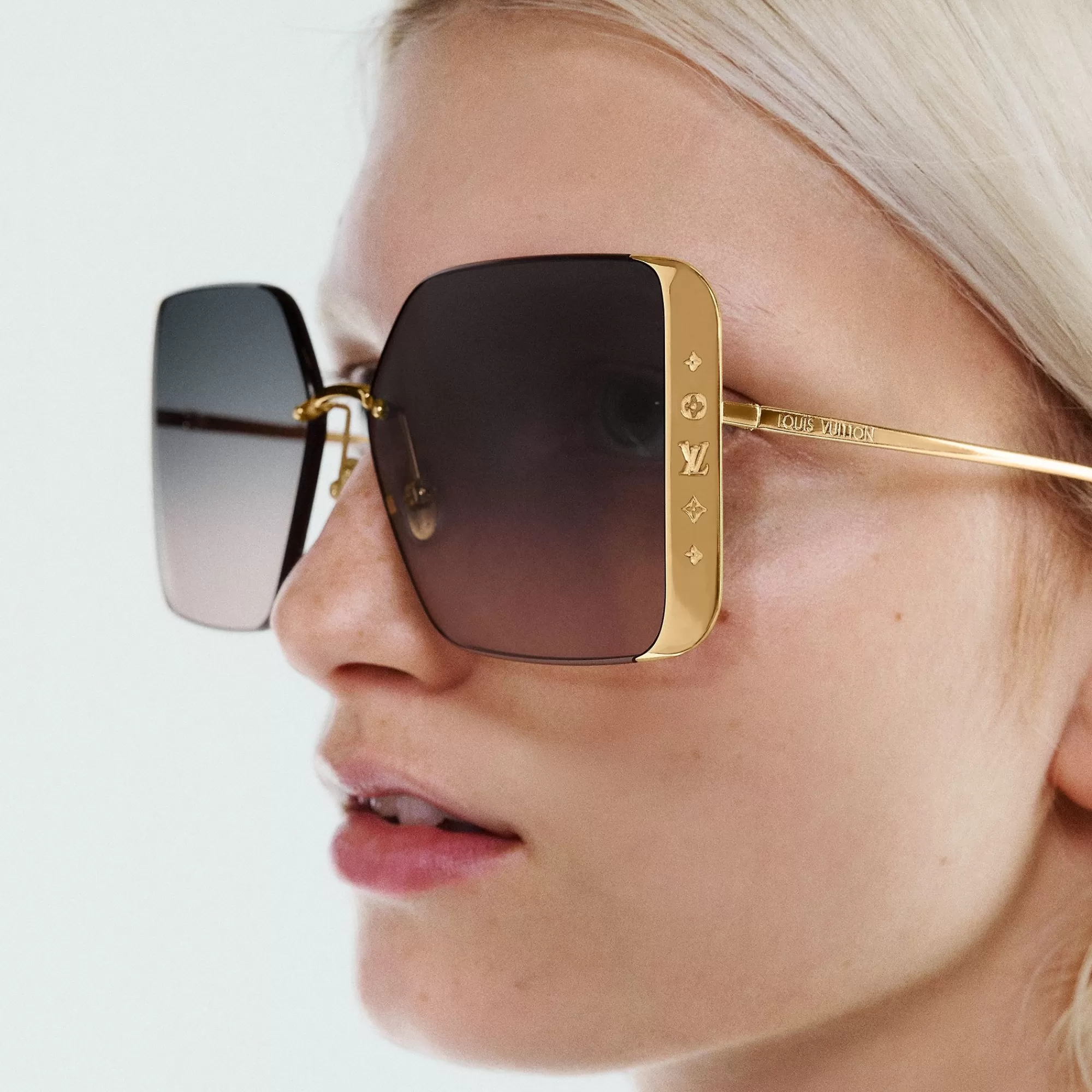 Clearance Louis Vuitton Lv Moon Metal Square Sunglasses