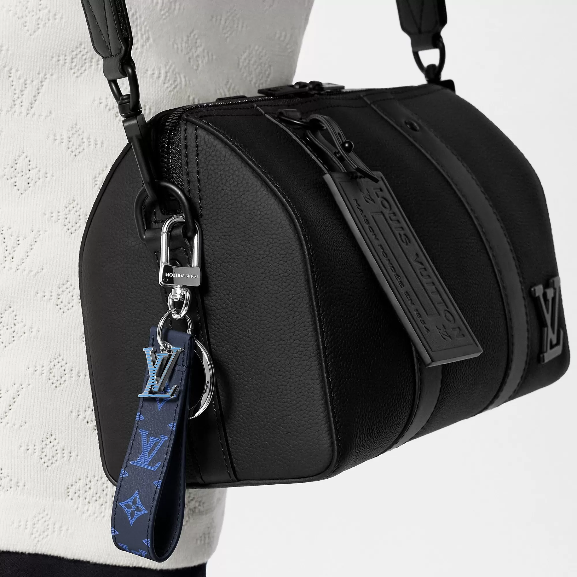 Discount Louis Vuitton Lv Shadow Dragonne Key Holder And Bag Charm Blue