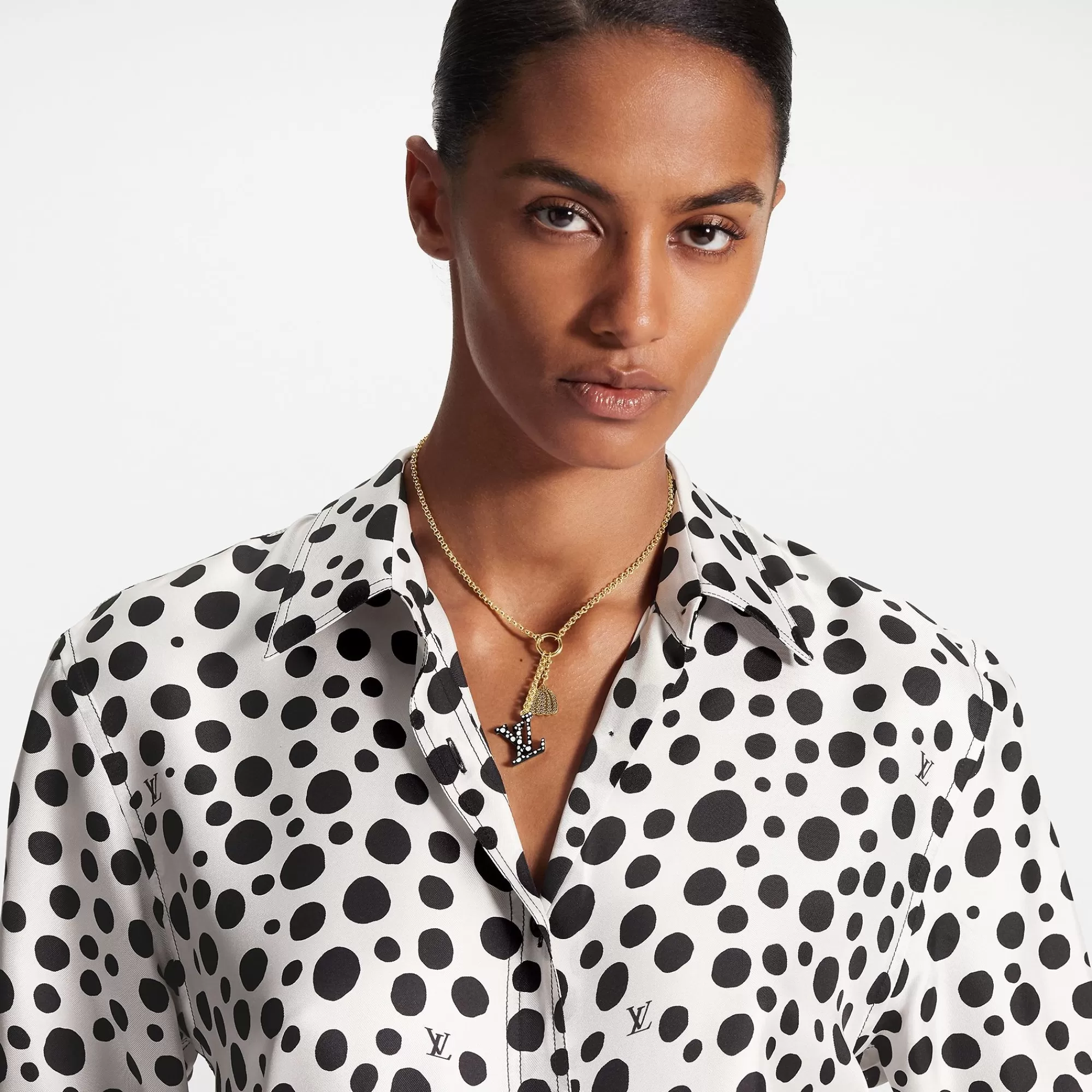 Hot Louis Vuitton Lv X Yk Lv Iconic Infinity Dots Necklace Black White