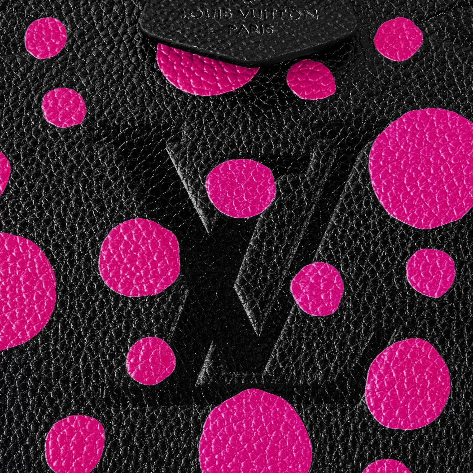 Best Sale Louis Vuitton Lv X Yk Multi Pochette Accessoires Noir Fuchsia