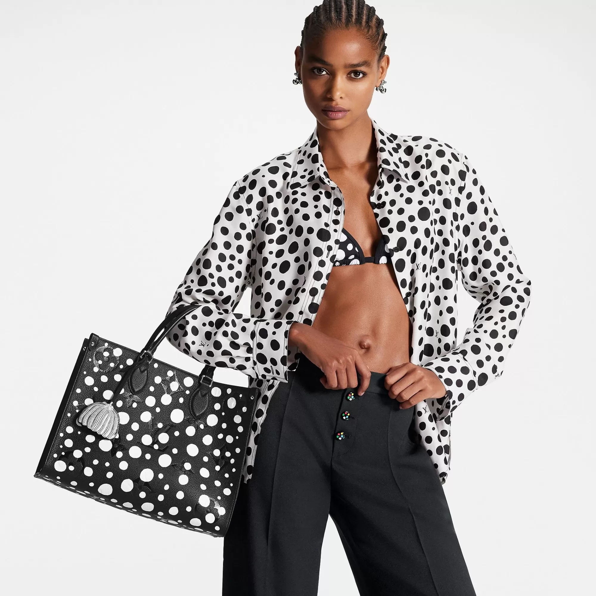 Sale Louis Vuitton Lv X Yk Onthego Mm Black/White