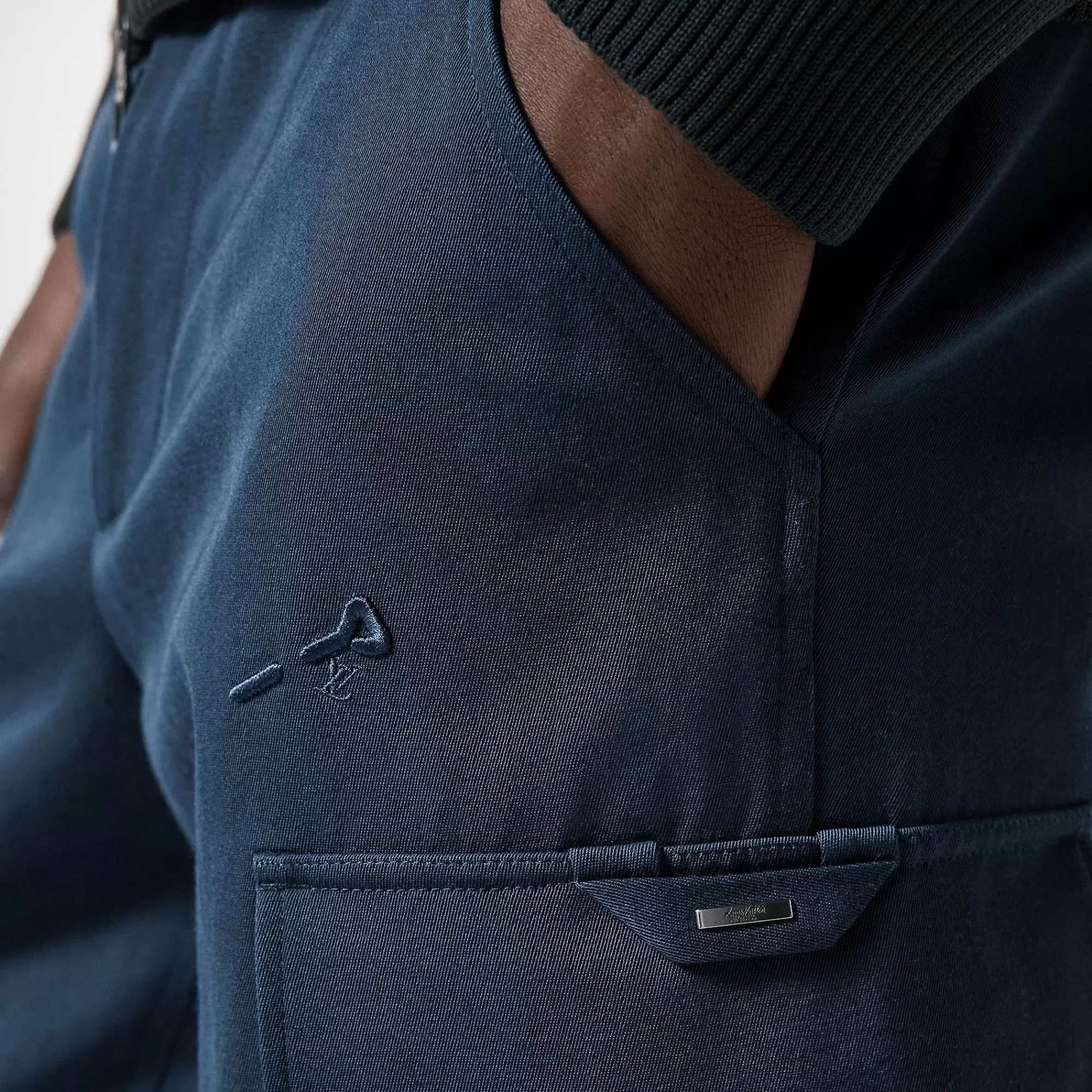 Cheap Louis Vuitton Lvse Panelled Cargo Pants Raven