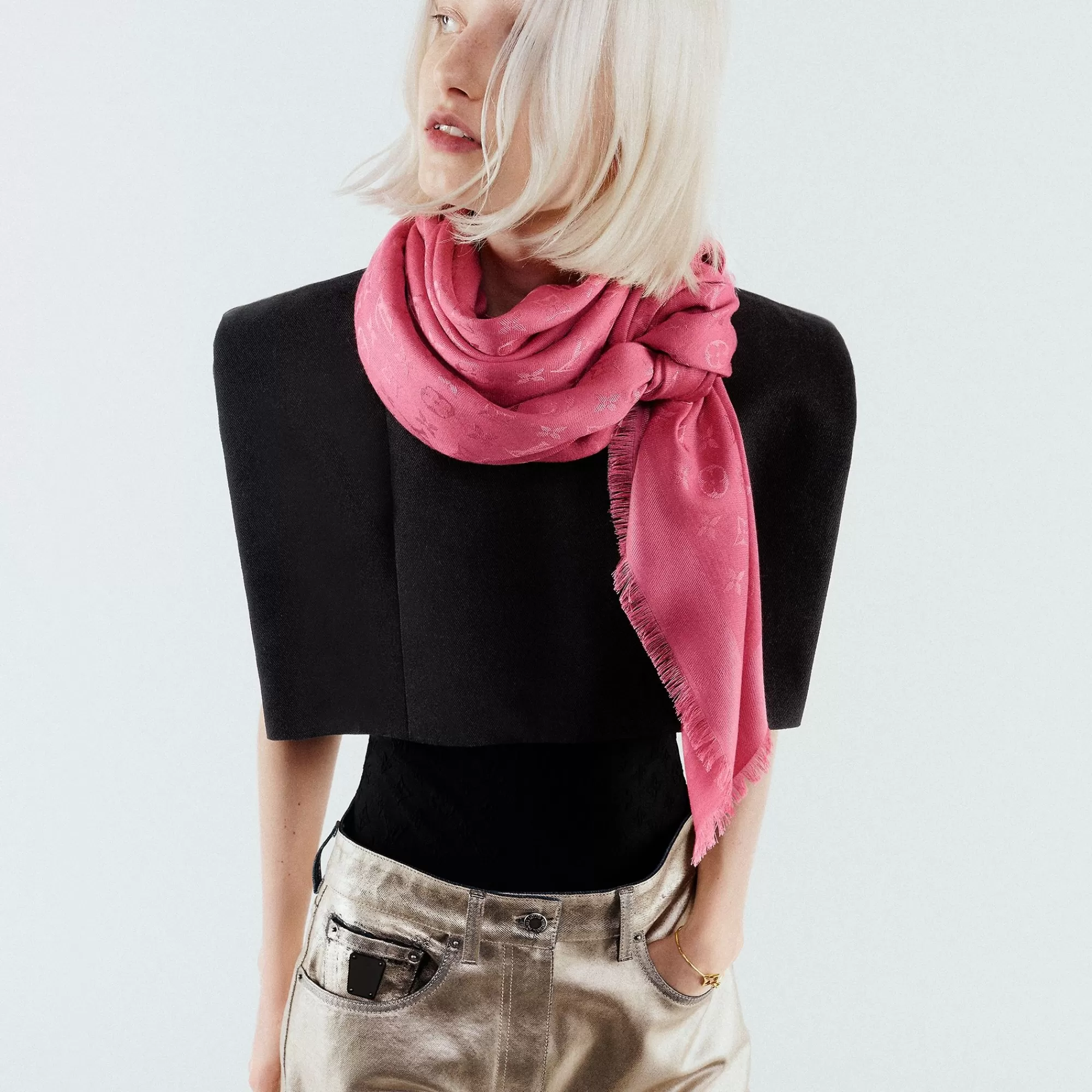 Fashion Louis Vuitton Monogram Classic Shawl Velvet Rose