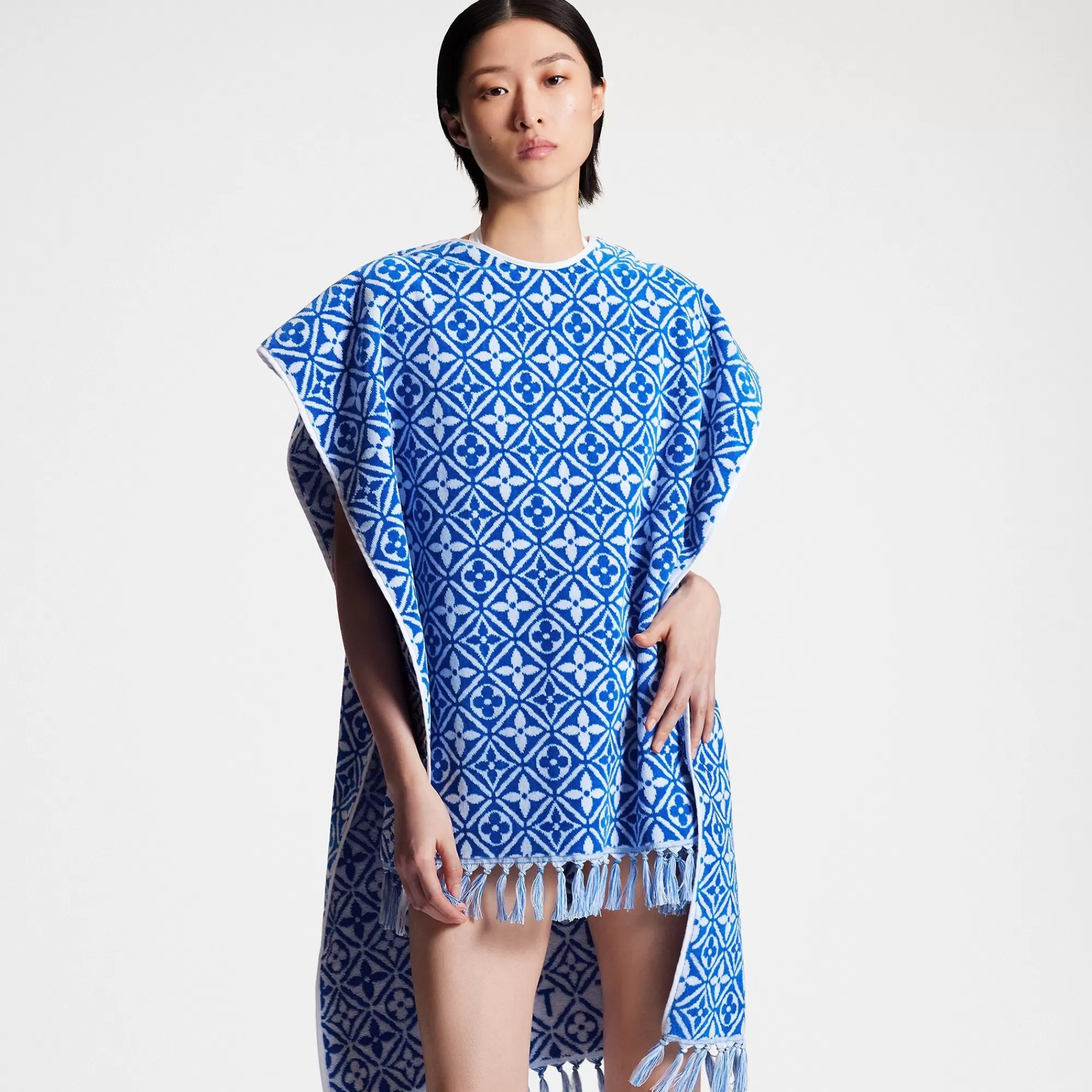 Cheap Louis Vuitton Monogram Flower Tile Beach Cape Blue
