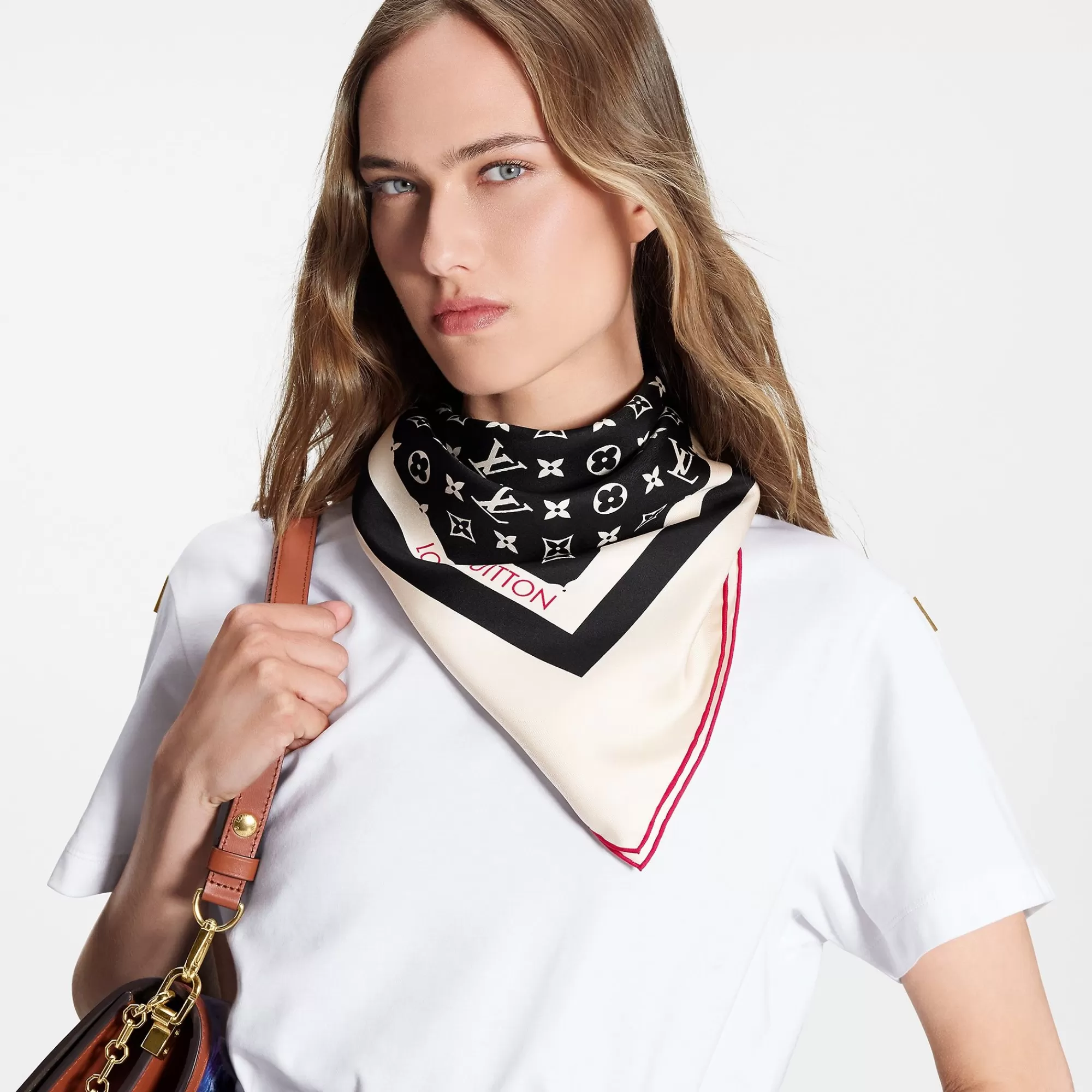 Fashion Louis Vuitton Monogram Frame Square 70