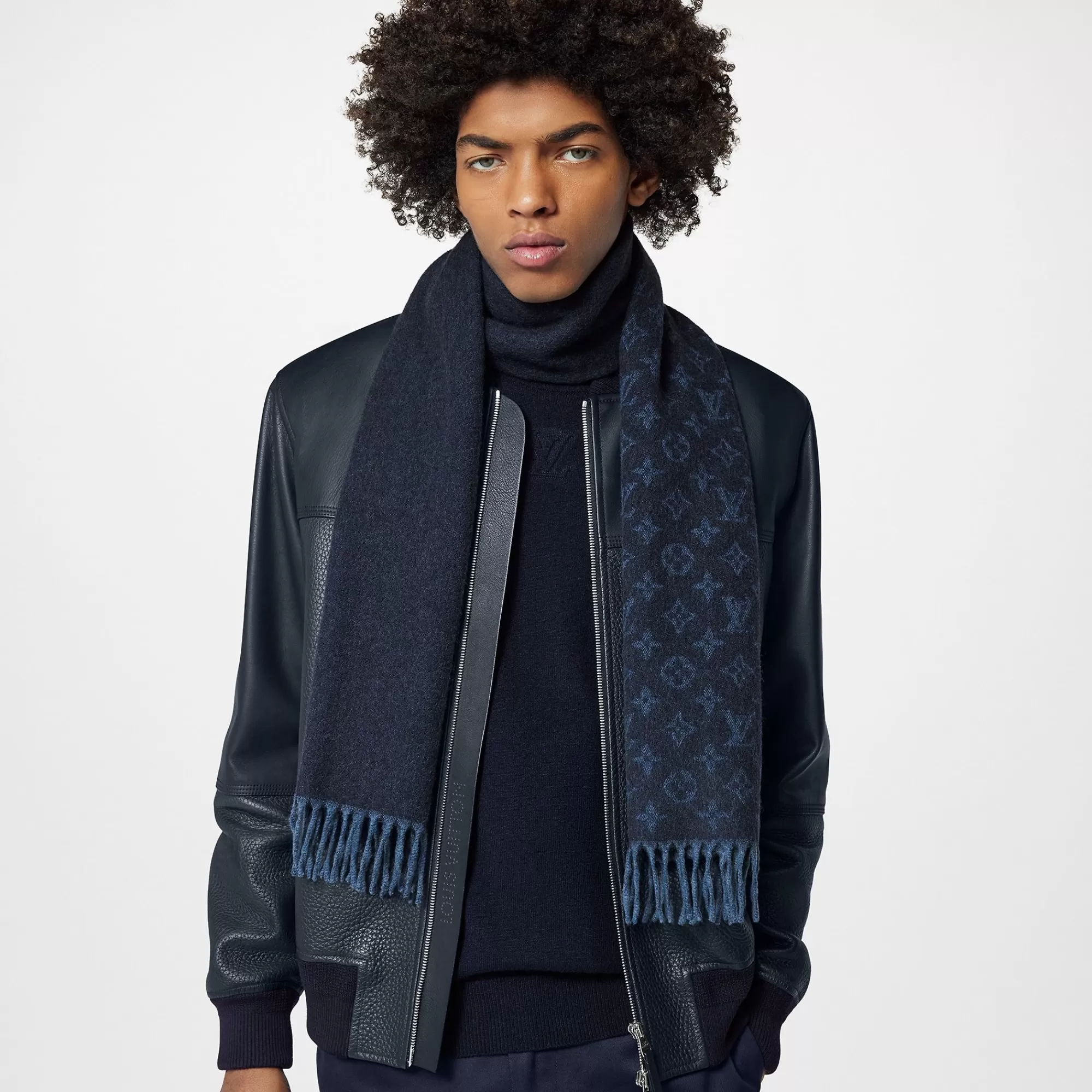 Flash Sale Louis Vuitton Monogram Gradient Scarf Navy Blue