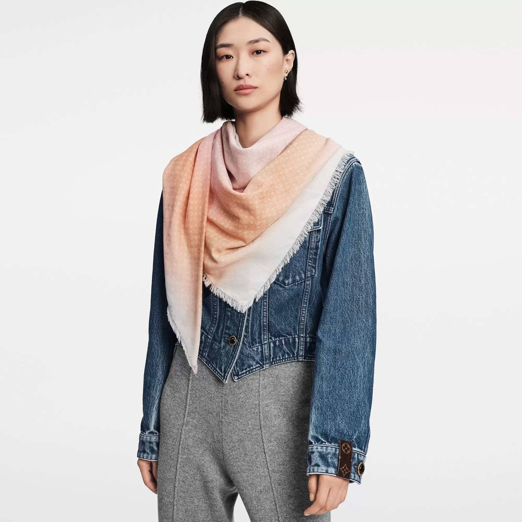 Cheap Louis Vuitton Monogram Sunrise Shawl Pink