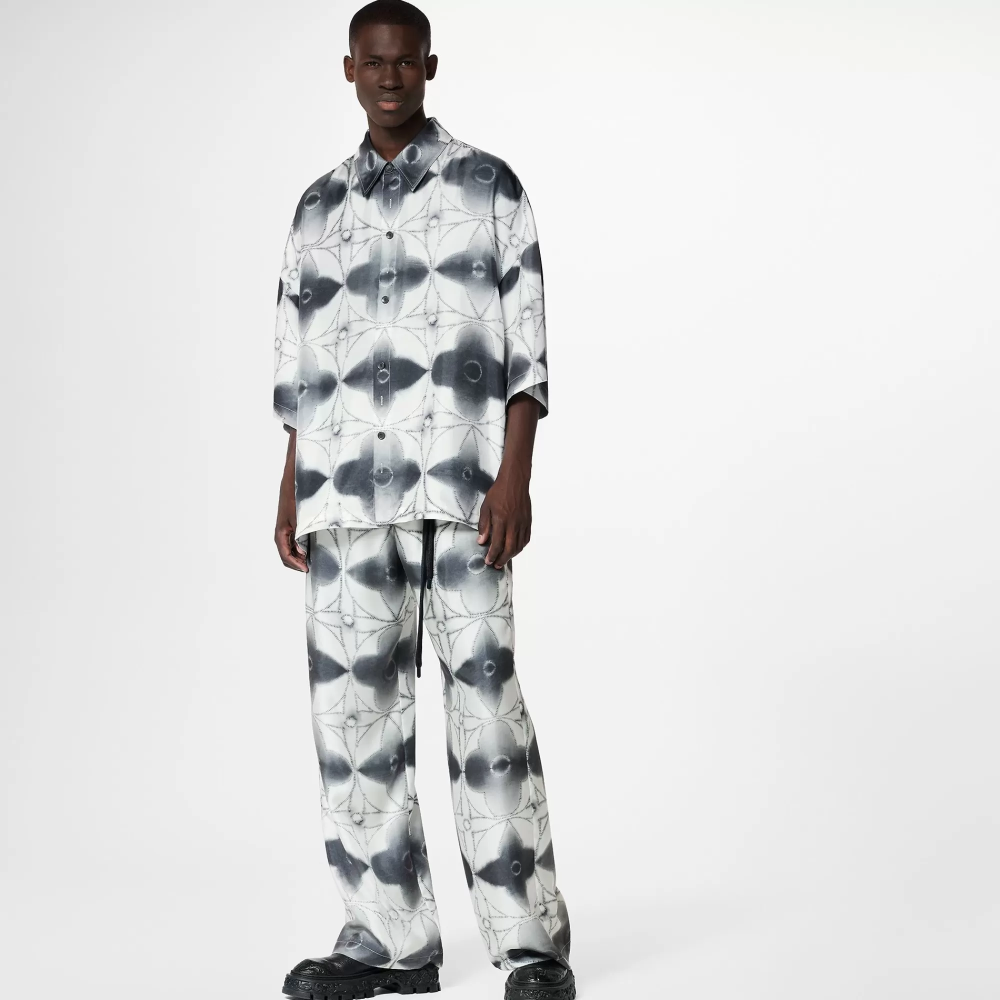 Clearance Louis Vuitton Multi Buttonholes Short-Sleeved Pyjama Shirt