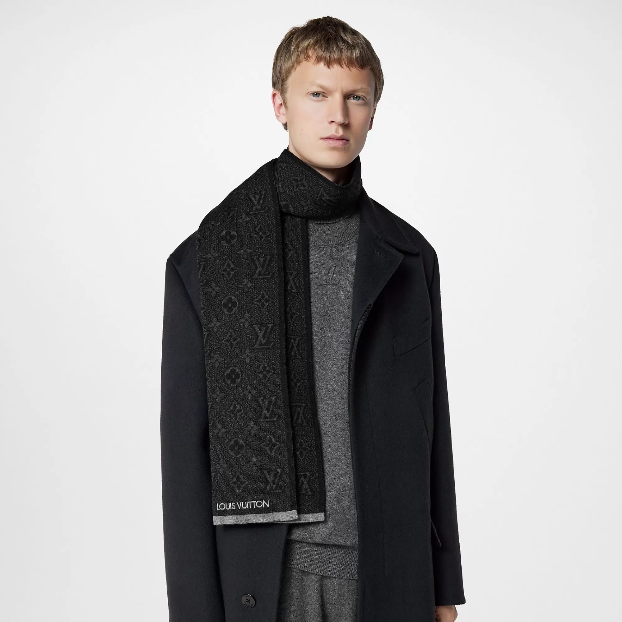 Flash Sale Louis Vuitton My Monogram Eclipse Scarf