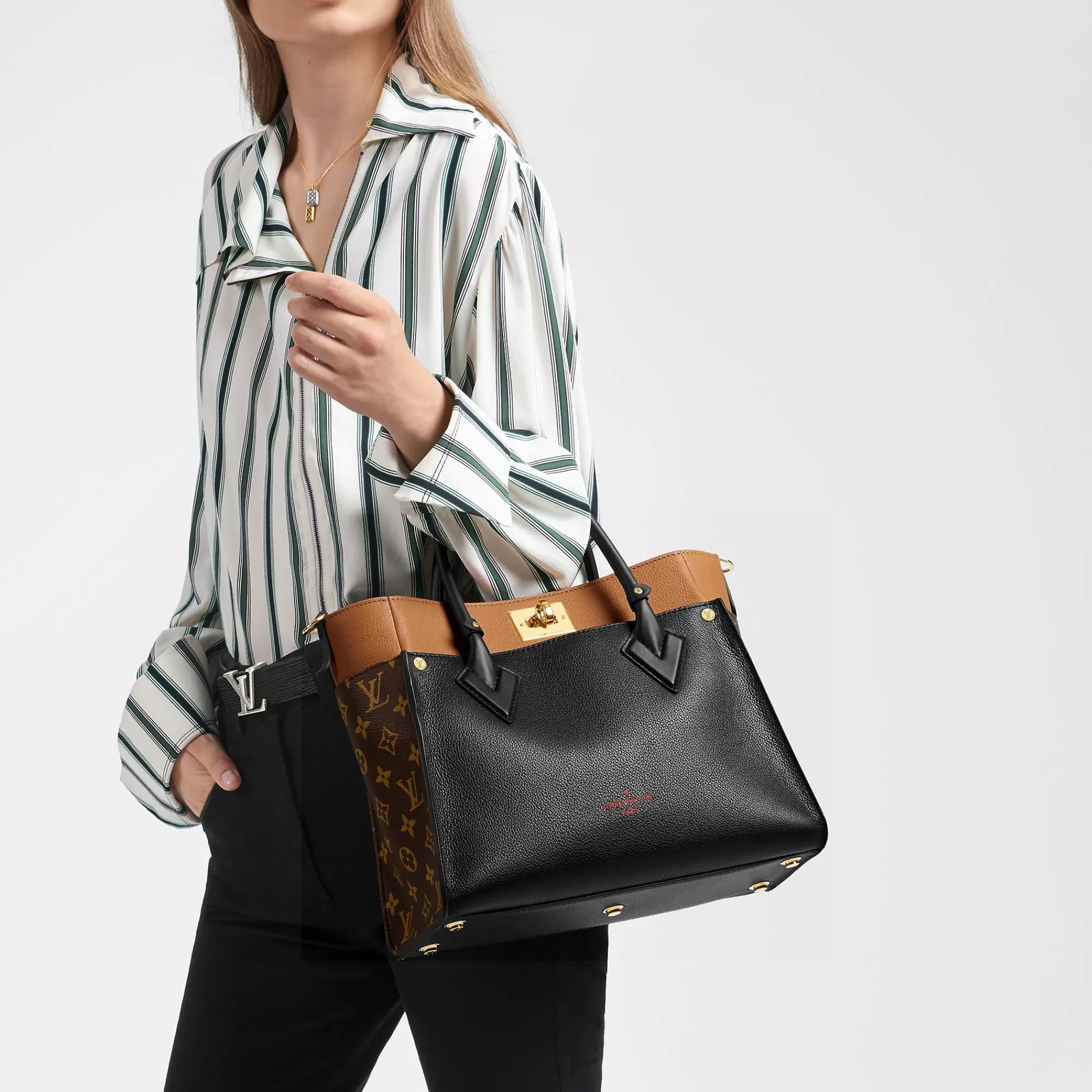 Discount Louis Vuitton On My Side Mm Black