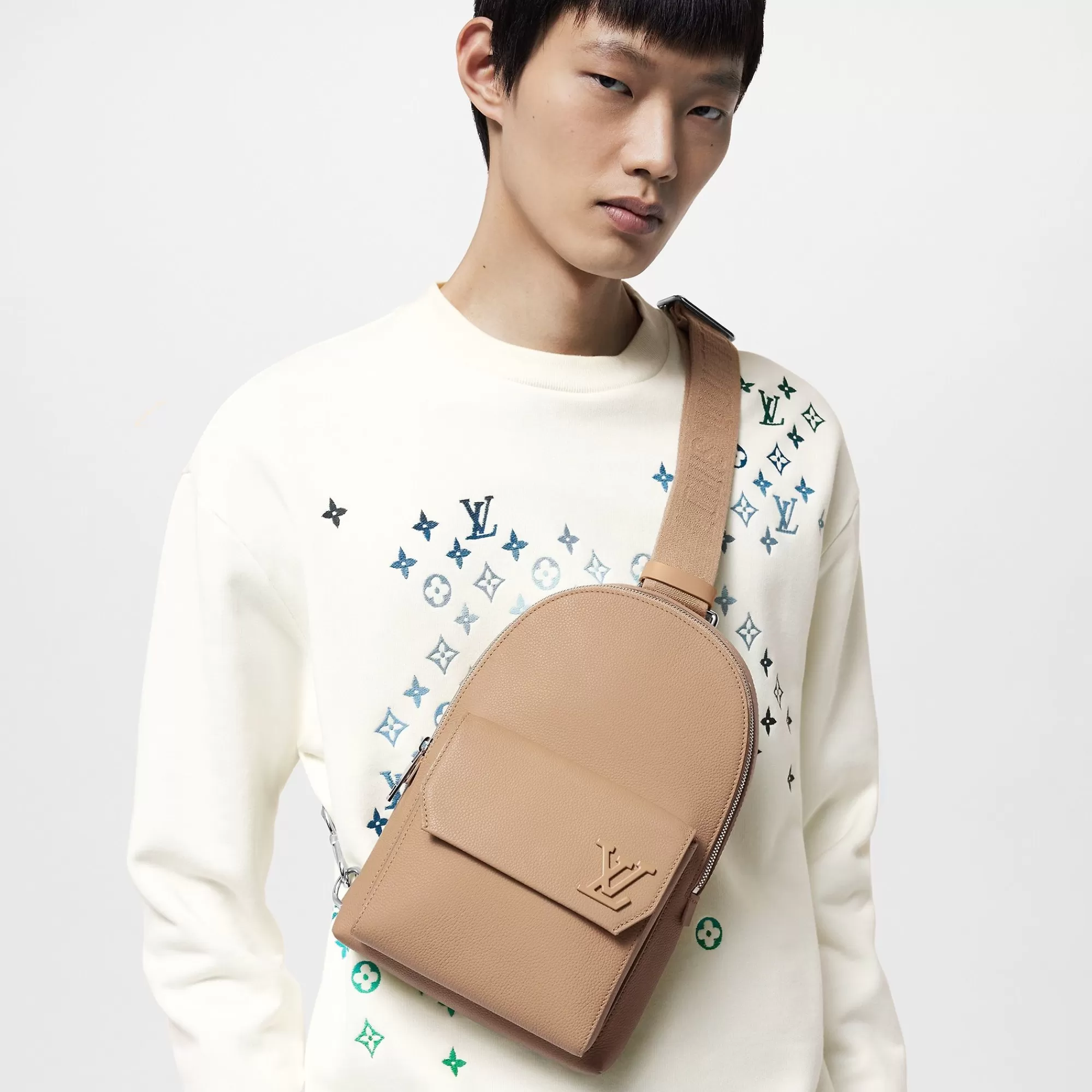 Cheap Louis Vuitton Pilot Slingbag