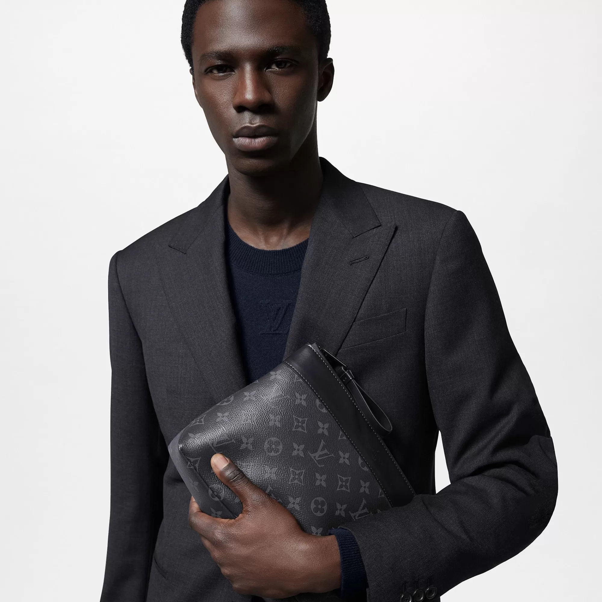 Store Louis Vuitton Pochette Voyage Souple
