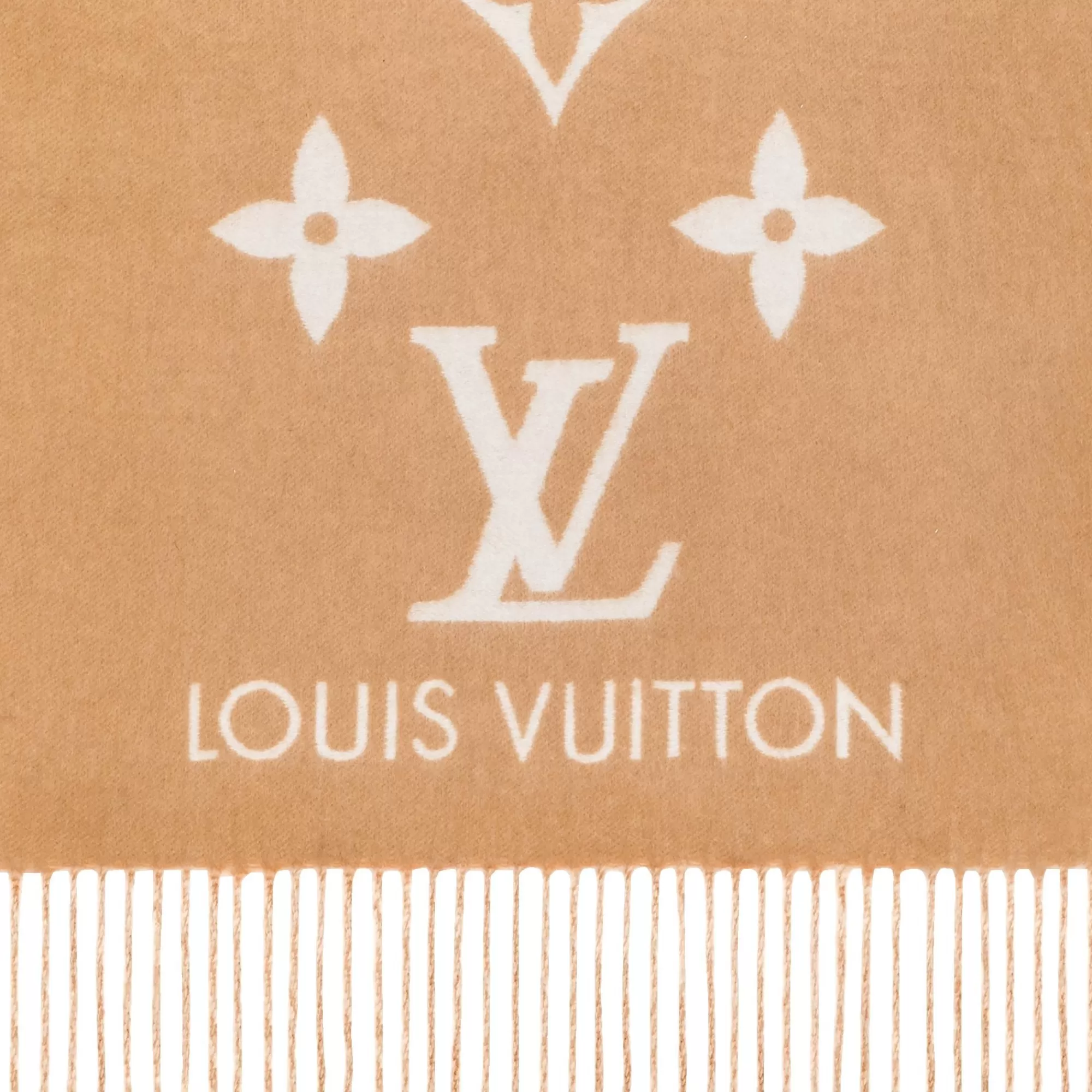 Cheap Louis Vuitton Reykjavik Gradient Scarf Beige