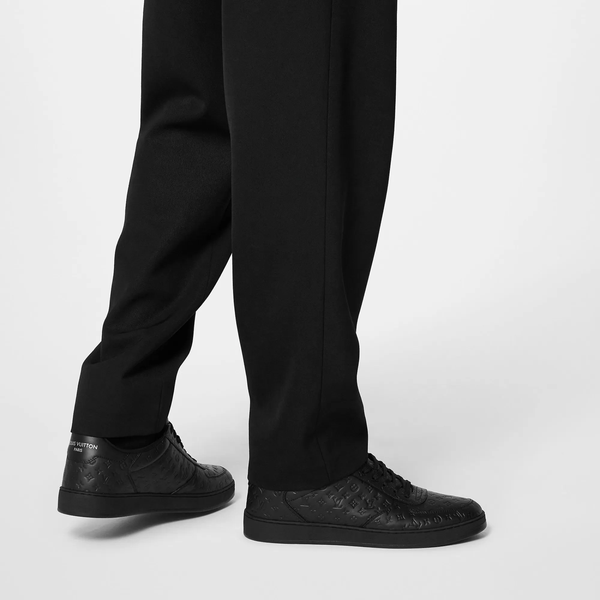 Hot Louis Vuitton Rivoli Sneaker Black