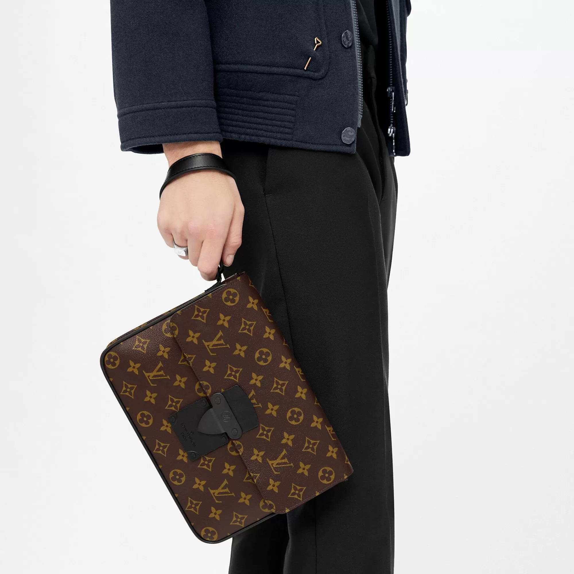 Fashion Louis Vuitton S Lock A4 Pouch
