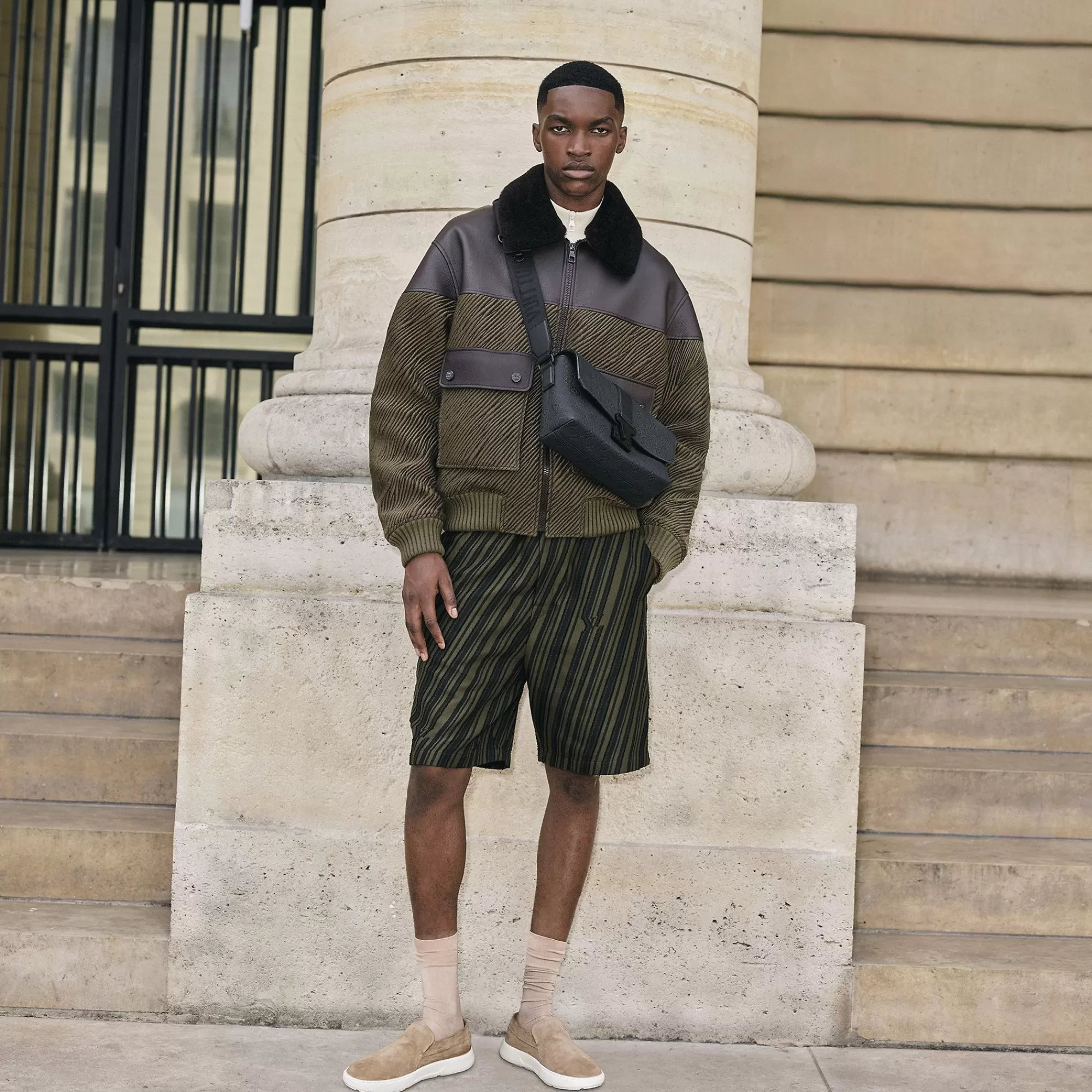 Clearance Louis Vuitton S-Cape Messenger