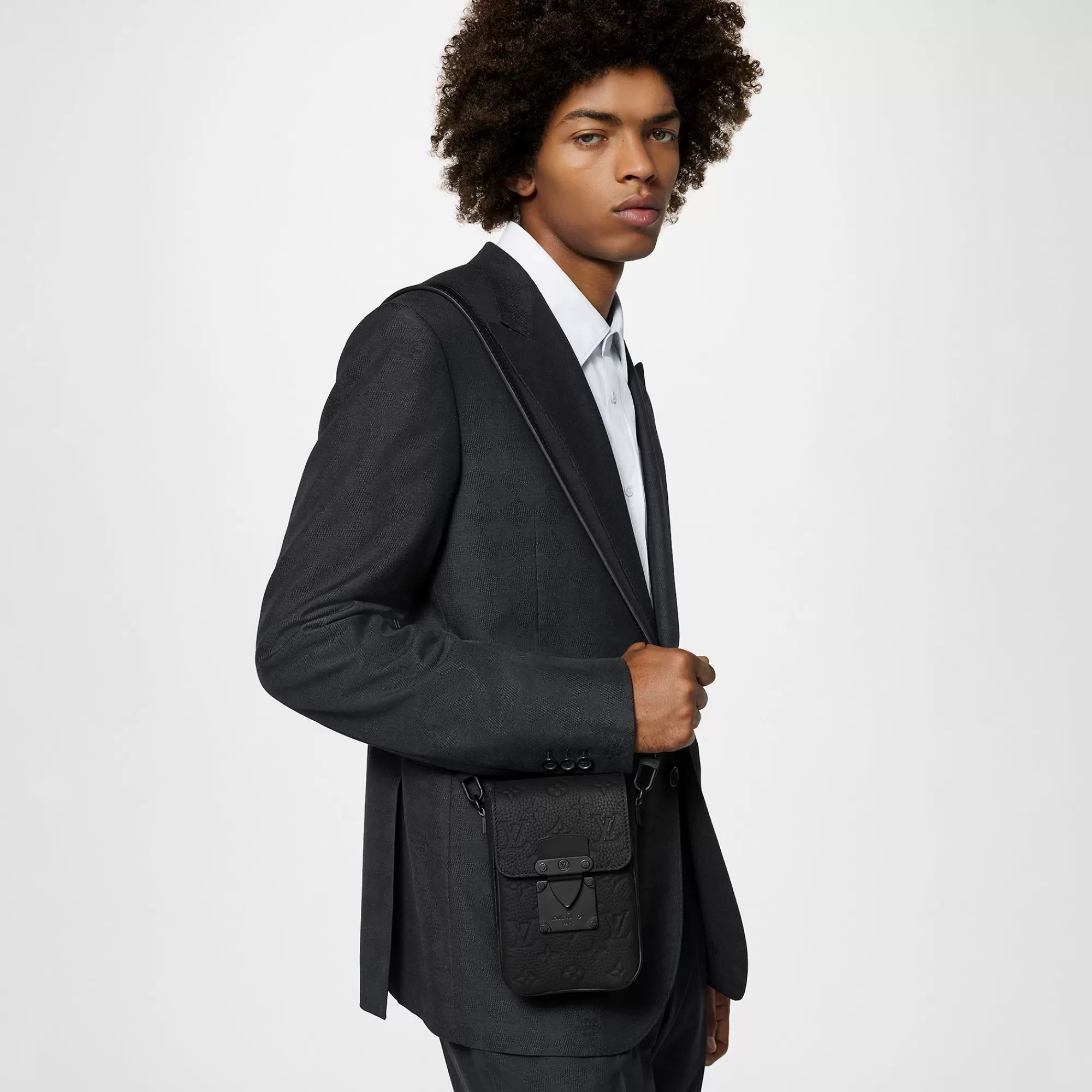 Online Louis Vuitton S-Lock Vertical Wearable Wallet