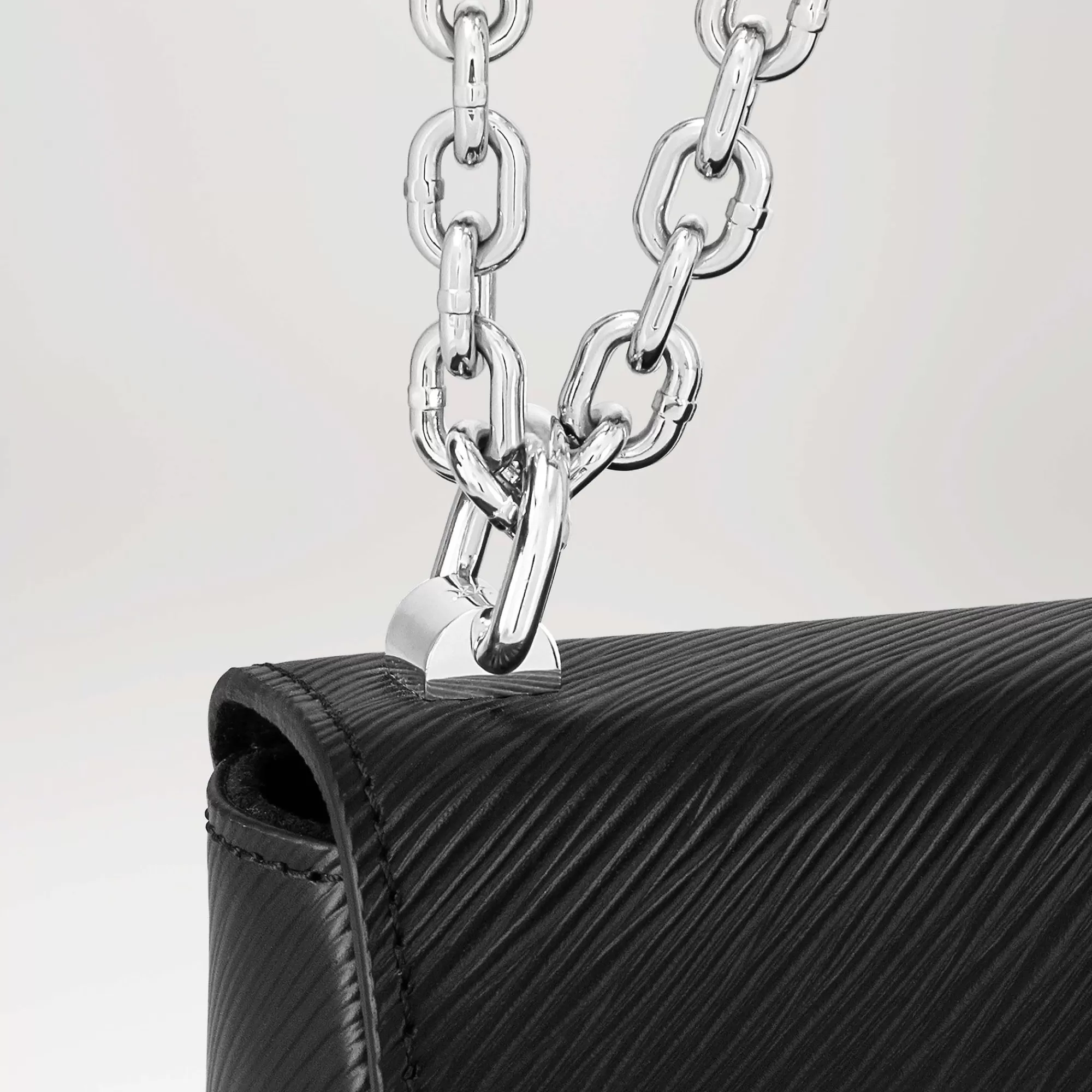 Discount Louis Vuitton Twist Pm