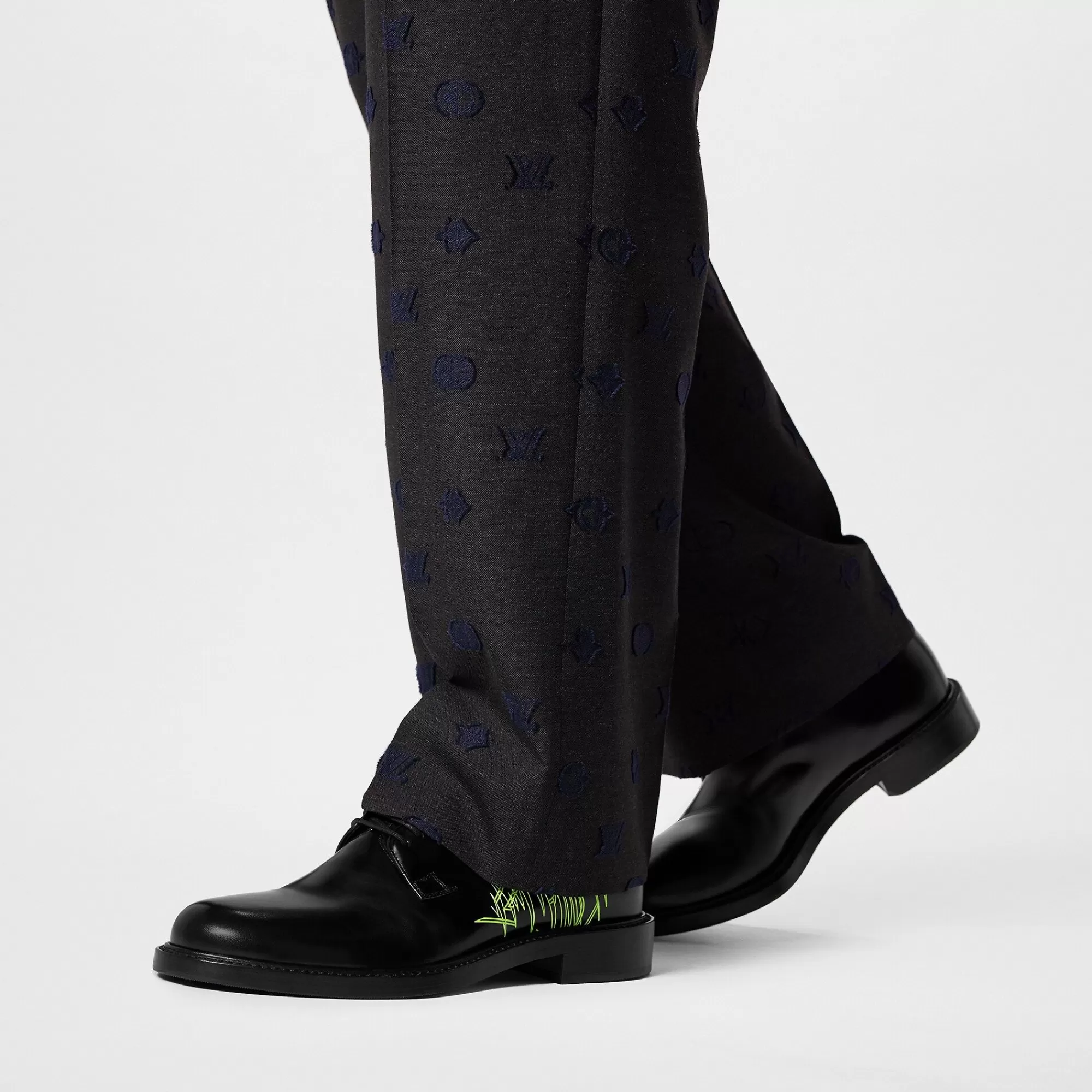 Discount Louis Vuitton Voltaire Derby